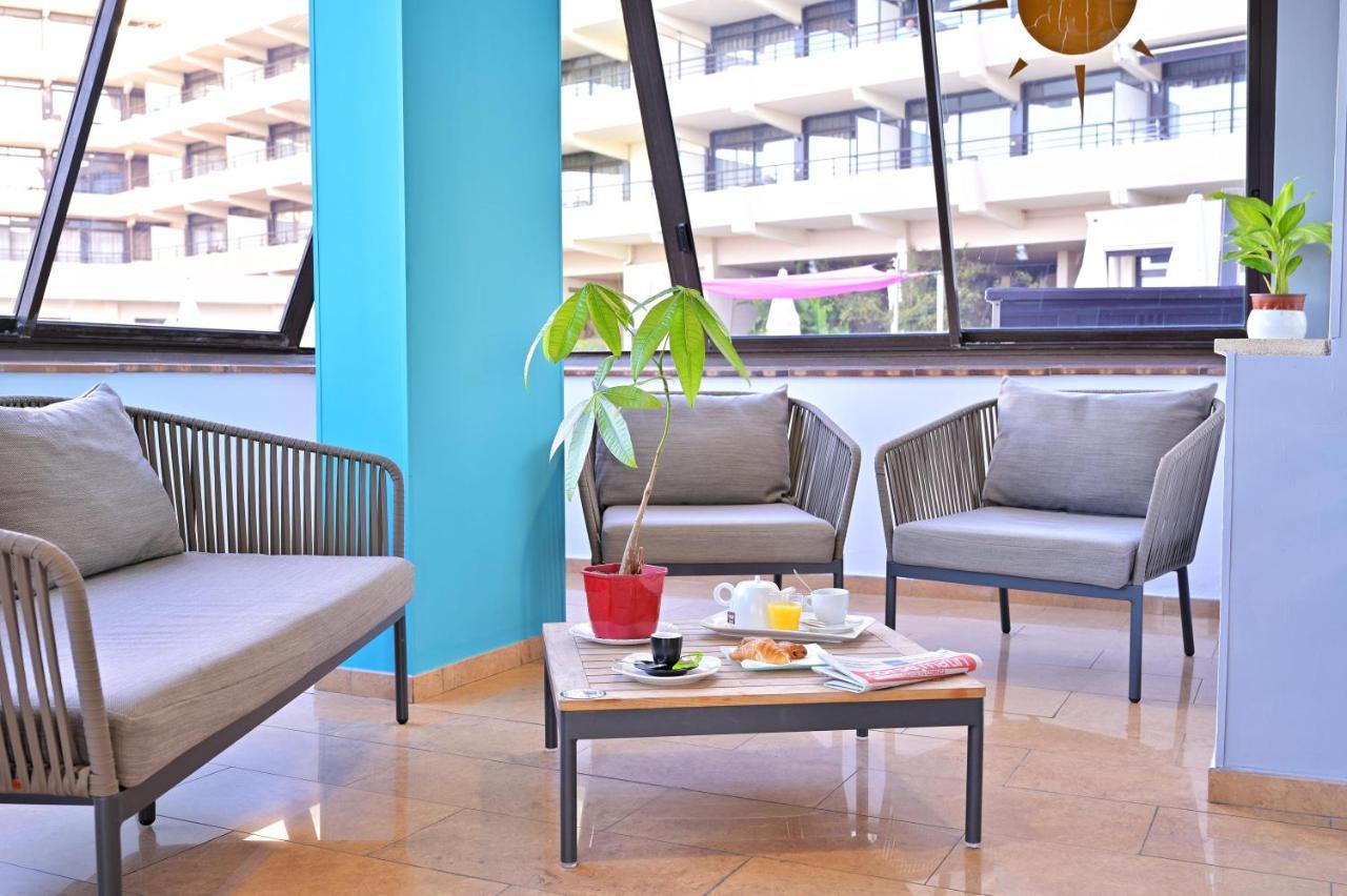 Les Calanques Aparthotel 3*